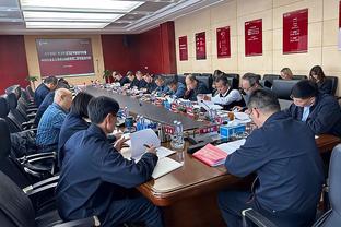 内蒙古女篮部分球员昨晚提前飞往新疆 结果新疆抢3大战被山东淘汰